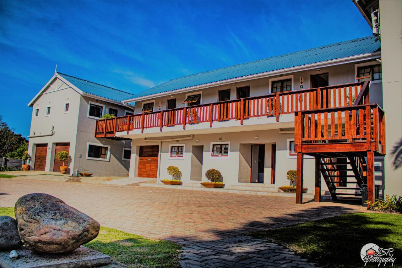 On The Estuary Hotell Knysna Exteriör bild