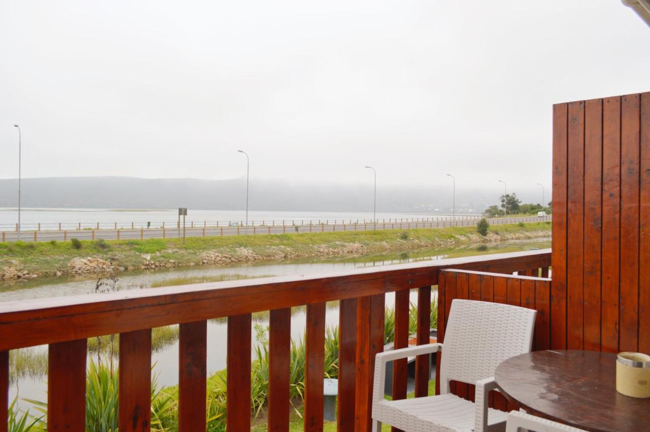 On The Estuary Hotell Knysna Exteriör bild