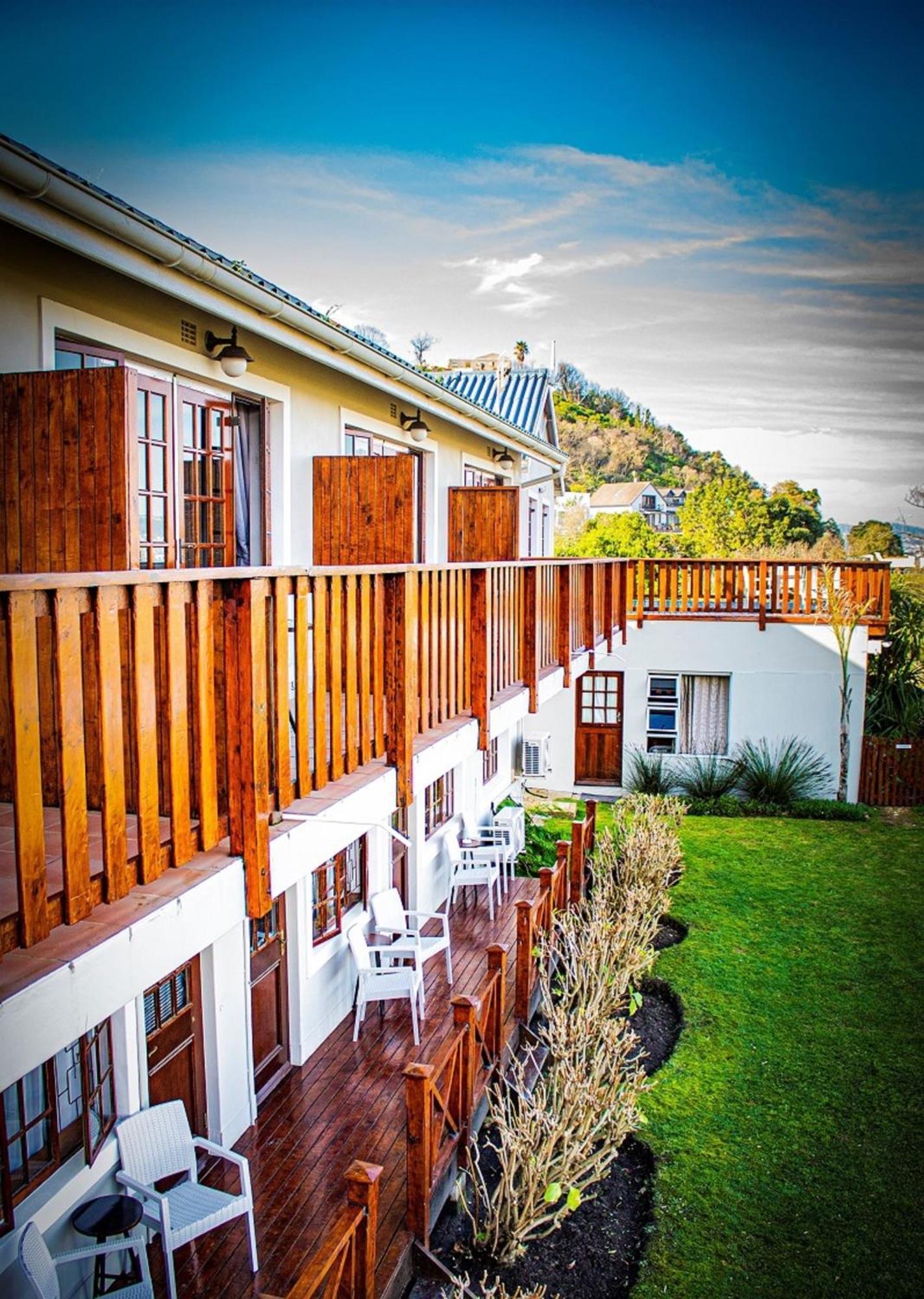 On The Estuary Hotell Knysna Exteriör bild