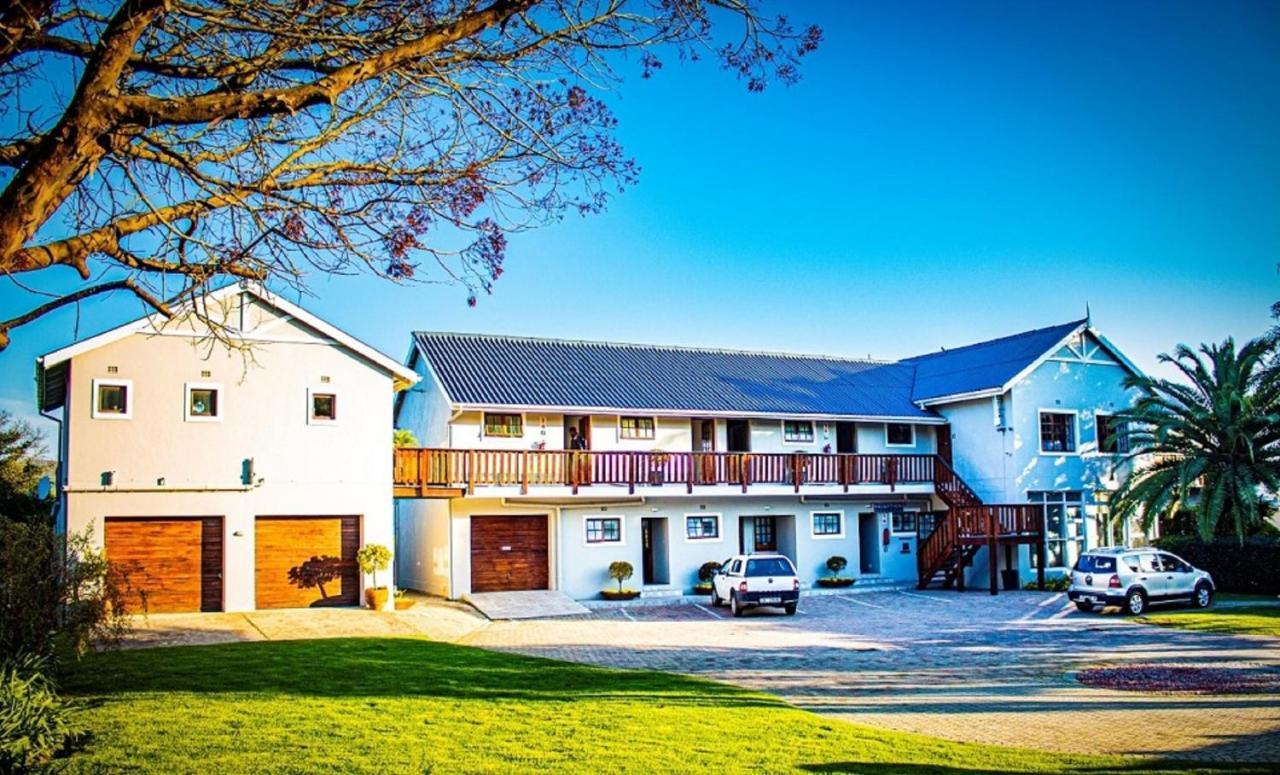 On The Estuary Hotell Knysna Exteriör bild
